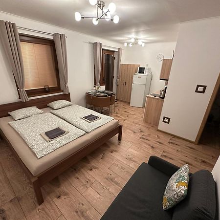 Apartman Losonci Nesvady- Pre 2 Osoby Studio Ngoại thất bức ảnh