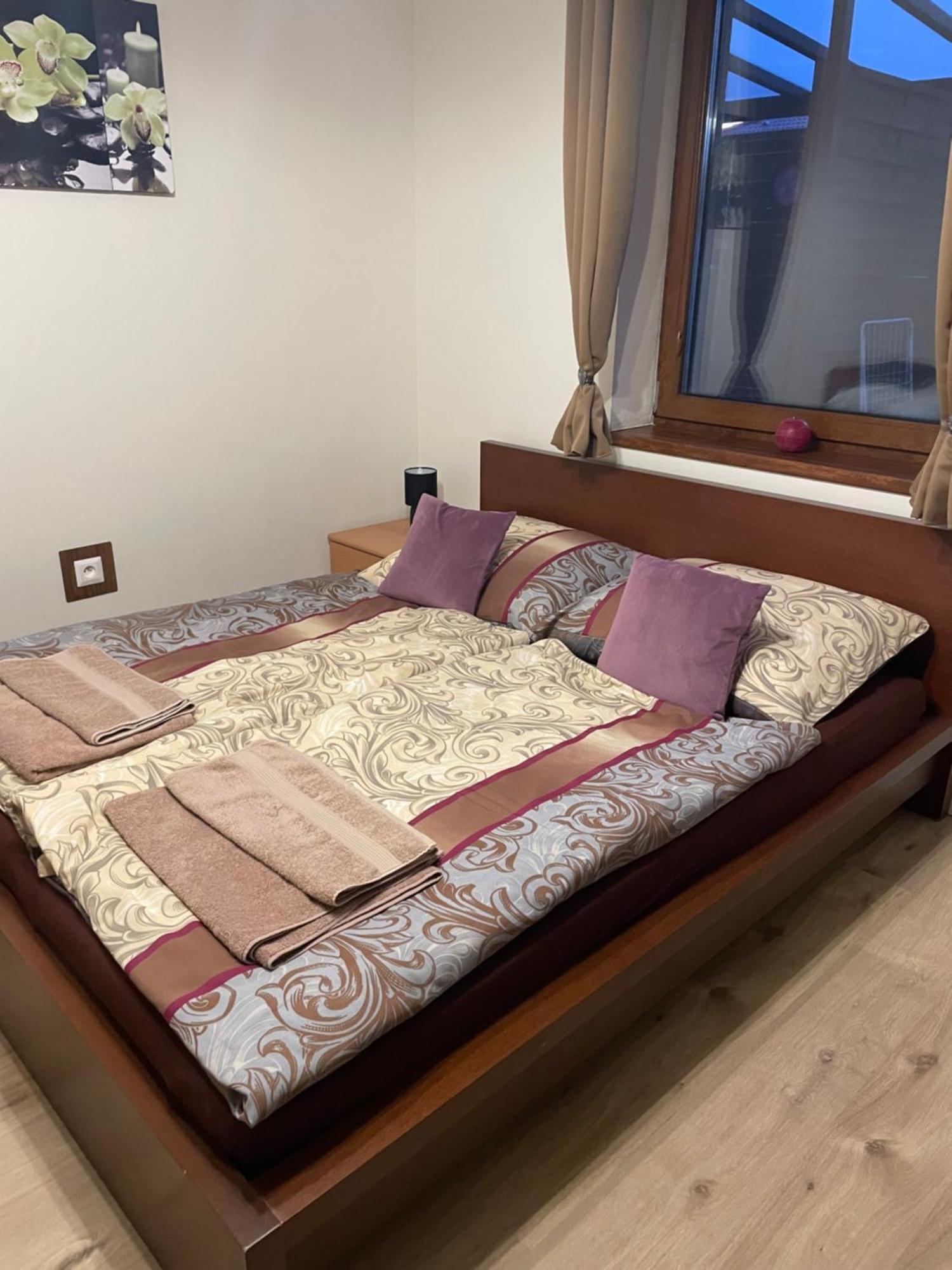 Apartman Losonci Nesvady- Pre 2 Osoby Studio Ngoại thất bức ảnh